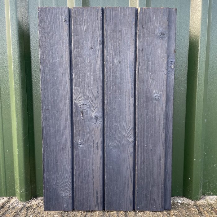 Charred Cladding Siberian larch Vertical boards Graphite Timberulove