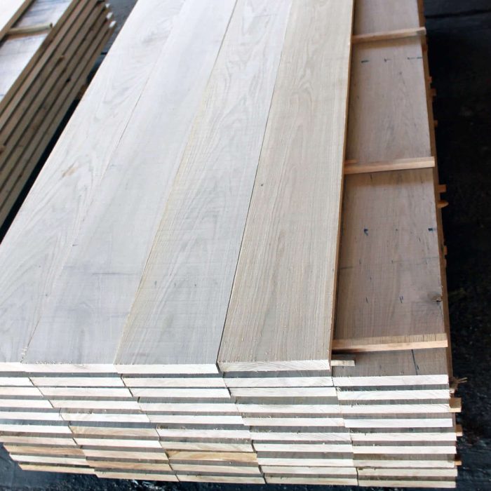 Oak Kiln Dried Sawn timber boards Timberulove