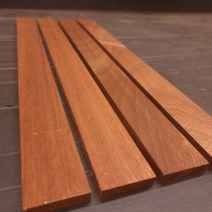African-Sapele-Mahogany-Contemporary-fencing-elements-Battens-Slats-Timberulove-1-1.jpg