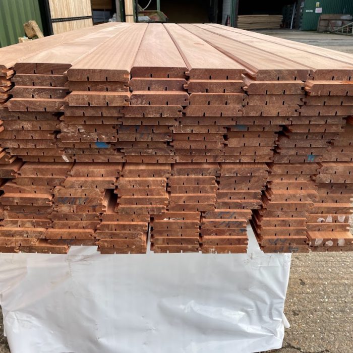 Premium-Grade-African-Sapele-TGV-Cladding-22mm-Timberulove-2.jpg